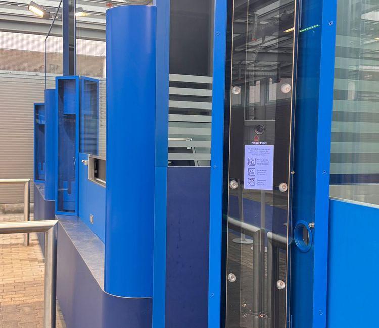 Grenzkontrollschalter am Flughafen Dortmund
